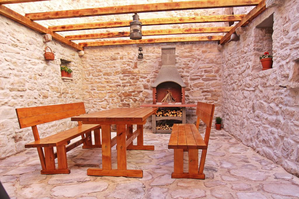 Apartmani Strada Kastela Luaran gambar